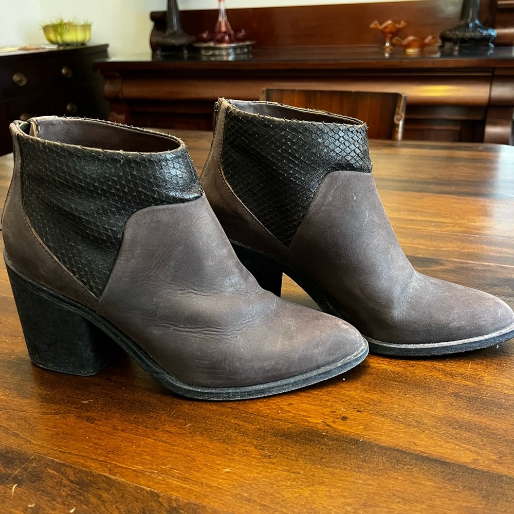 Modern Vintage Dark Brown Ankle Boots